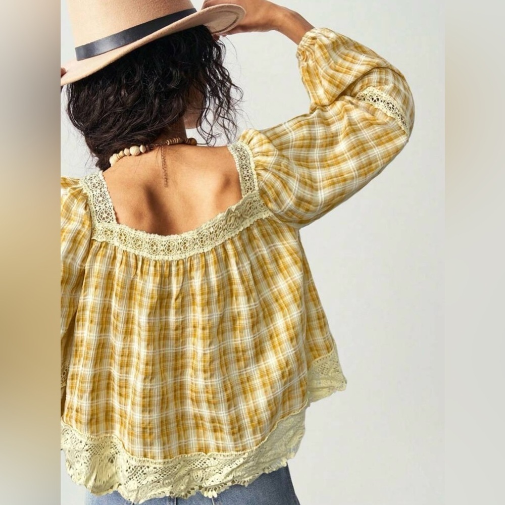 Yellow Plaid Women's Top with Lace Trim - Picture 4 of 9